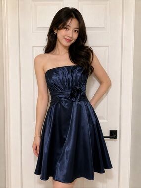 Strapless | Navy | Satin | Cocktail 
Dress wFloral Detail |Fit & Flare | Size 6